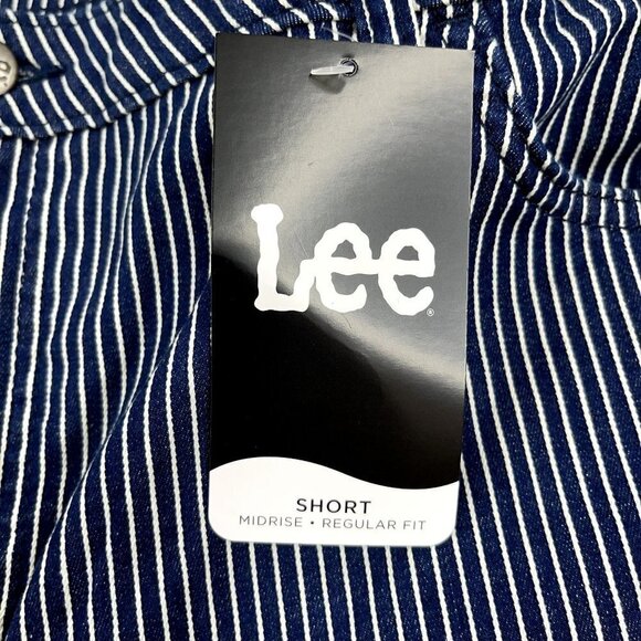 NEW Lee SIZE 22 (44x7") Navy Railroad Stripe Stretch Midrise Regular Fit Shorts - Picture 4 of 6